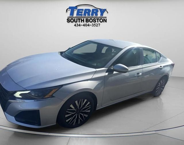 2023 Nissan Altima 2.5 SV Photo in Lynchburg VA 24502