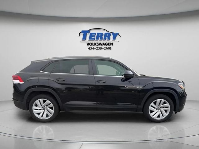 2022 Volkswagen Atlas Cross Sport 3.6L V6 SE w/Technology Photo in Lynchburg VA 24502