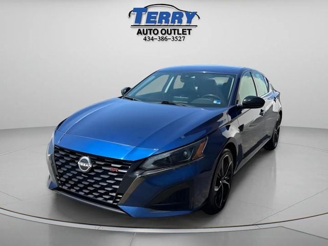 2024 Nissan Altima 2.5 SR Photo in Lynchburg VA 24502