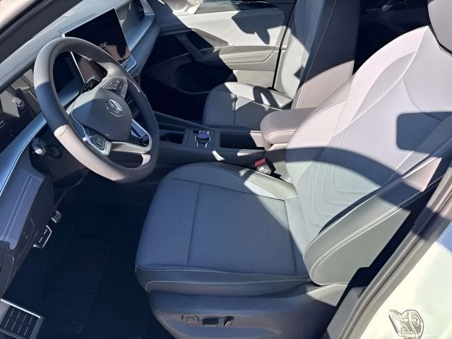 2026 Volkswagen Tiguan 2.0T SE R-Line Black Photo in Lynchburg VA 24502