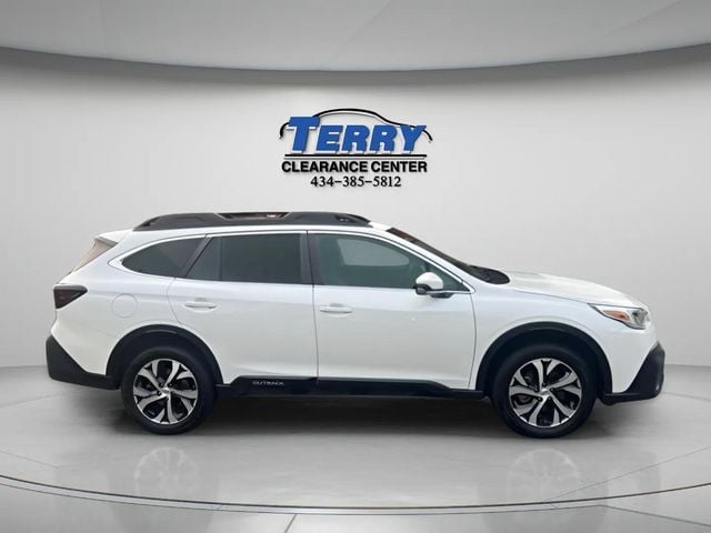 Pre-Owned 2022 Subaru Outback Limited - photo - 0