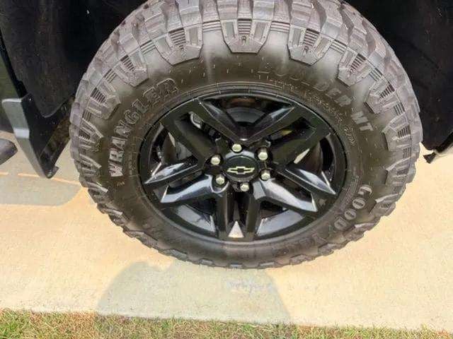 Pre-Owned 2024 Chevrolet Silverado 1500 LT Trail Boss - photo - 29