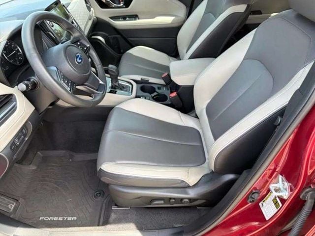 Pre-Owned 2025 Subaru Forester Limited - photo - 27