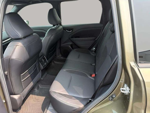 Pre-Owned 2026 Subaru Forester Touring - photo - 5