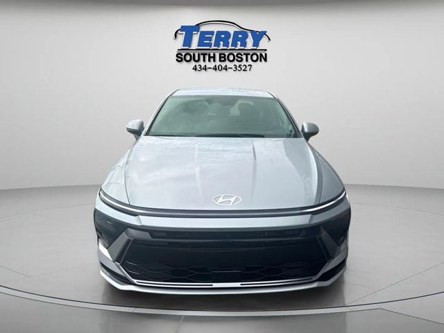 Pre-Owned 2025 Hyundai Sonata SEL - photo - 1