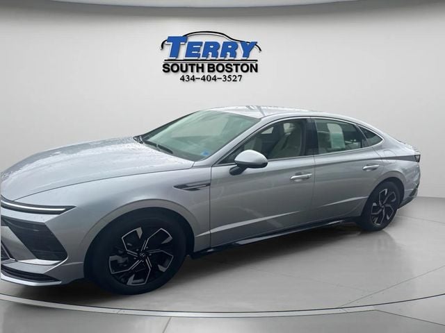 Pre-Owned 2025 Hyundai Sonata SEL - photo - 2