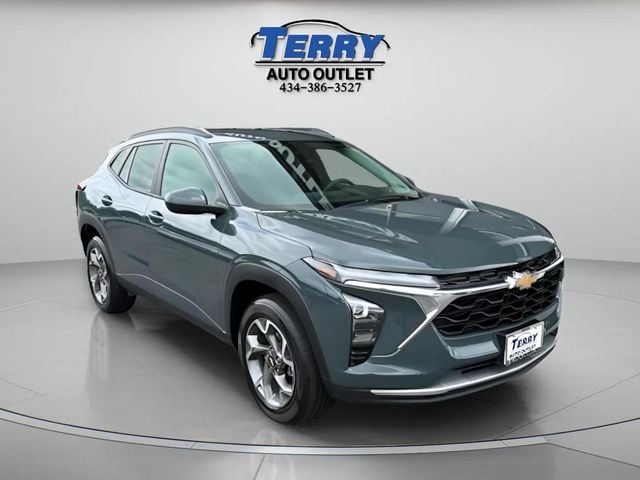 Pre-Owned 2025 Chevrolet Trax LT - photo - 1