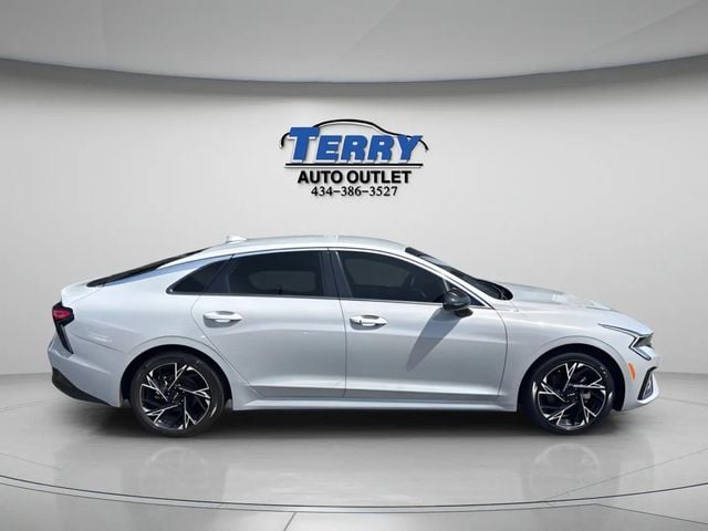 Pre-Owned 2025 Kia K5 GT-Line - photo - 5