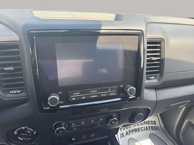 Pre-Owned 2022 Nissan Frontier S - photo - 12
