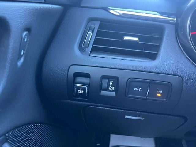 Pre-Owned 2019 Chevrolet Impala Premier - photo - 13