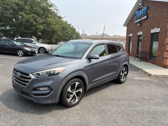 Pre-Owned 2016 Hyundai Tucson Limited - photo - 1