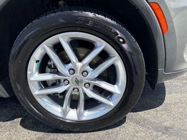 Pre-Owned 2023 Dodge Durango GT - photo - 13