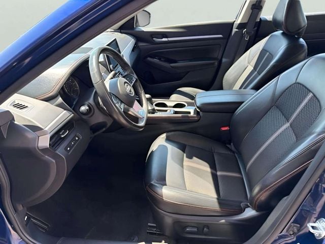Pre-Owned 2024 Nissan Altima 2.5 SR - photo - 8