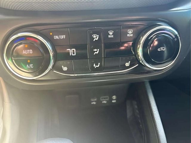 Pre-Owned 2023 Chevrolet TrailBlazer LT - photo - 13