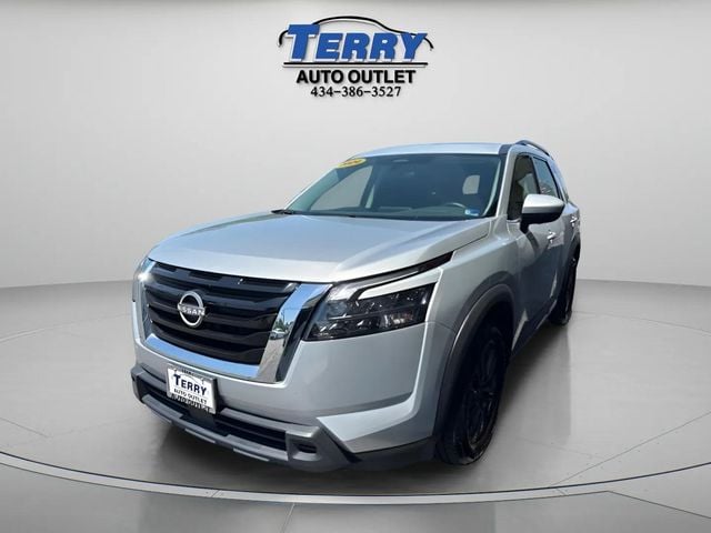 Pre-Owned 2024 Nissan Pathfinder SV - photo - 6