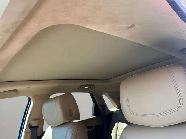 Pre-Owned 2018 Cadillac XT5 Platinum - photo - 5