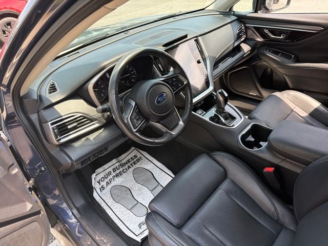 Pre-Owned 2024 Subaru Outback Limited - photo - 3