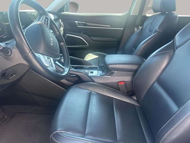 Pre-Owned 2025 Kia Telluride S - photo - 8