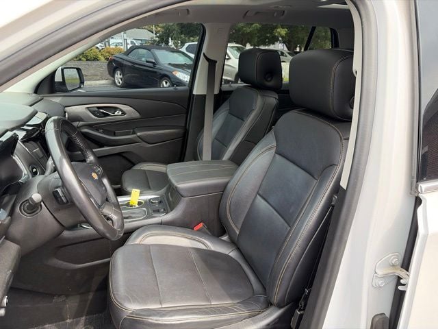 Pre-Owned 2019 Chevrolet Traverse 3LT - photo - 2