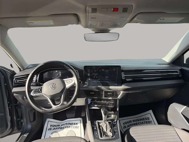 Pre-Owned 2025 Volkswagen Jetta 1.5T S - photo - 24