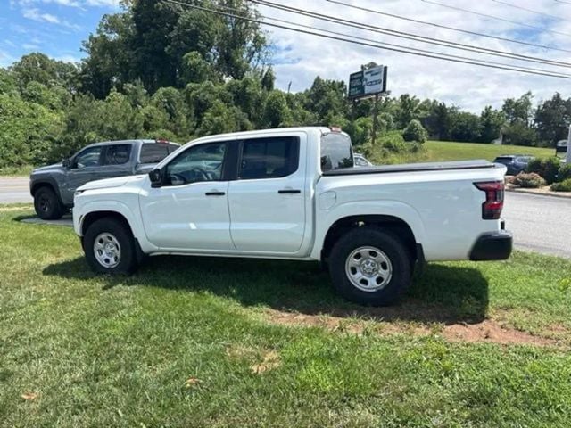 Pre-Owned 2022 Nissan Frontier S - photo - 1