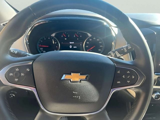 Pre-Owned 2023 Chevrolet Traverse LT - photo - 5
