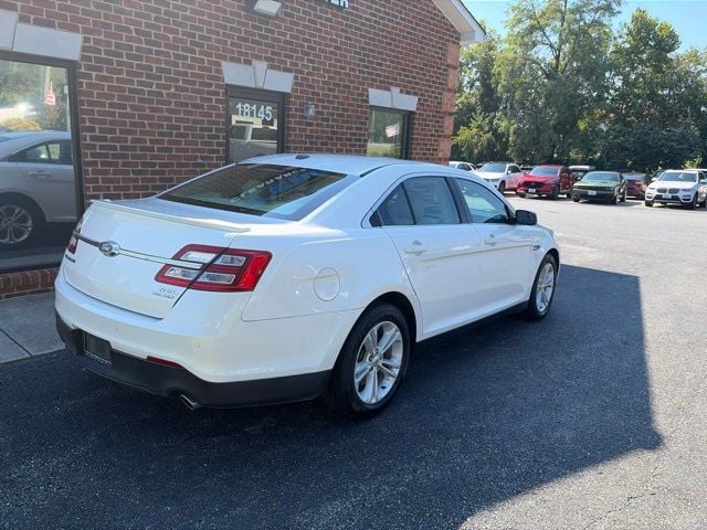Pre-Owned 2016 Ford Taurus SEL - photo - 4