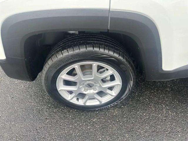 Pre-Owned 2023 Jeep Renegade Latitude - photo - 21