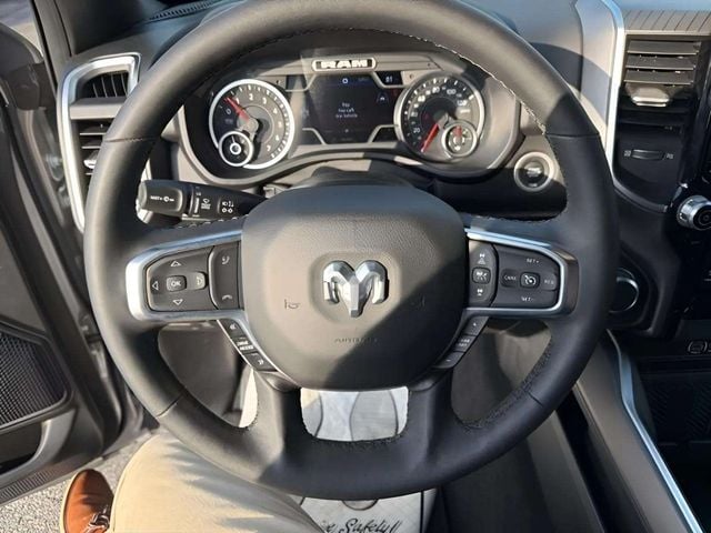 Pre-Owned 2025 Ram 1500 Big Horn/Lone Star - photo - 16