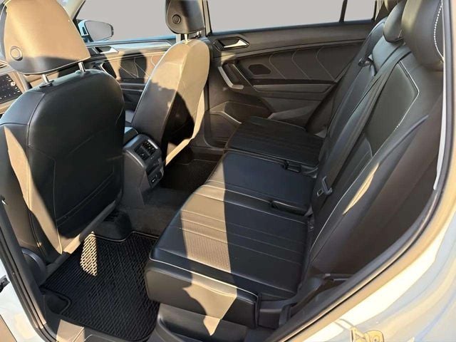 Pre-Owned 2022 Volkswagen Tiguan 2.0T SE - photo - 19