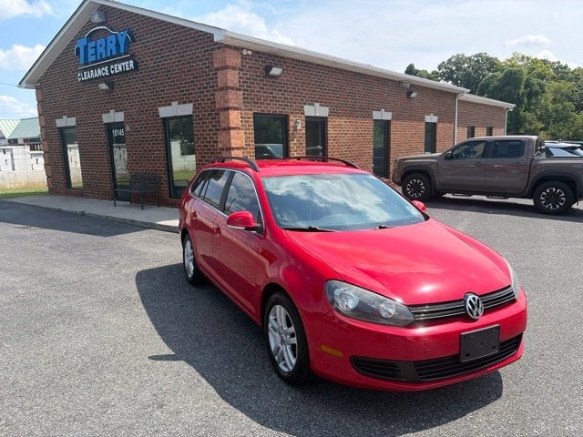 Pre-Owned 2013 Volkswagen Jetta SportWagen 2.0L TDI - photo - 0