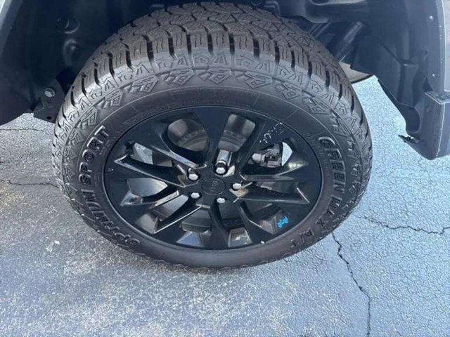 Pre-Owned 2023 Jeep Wrangler Sahara 4xe - photo - 11