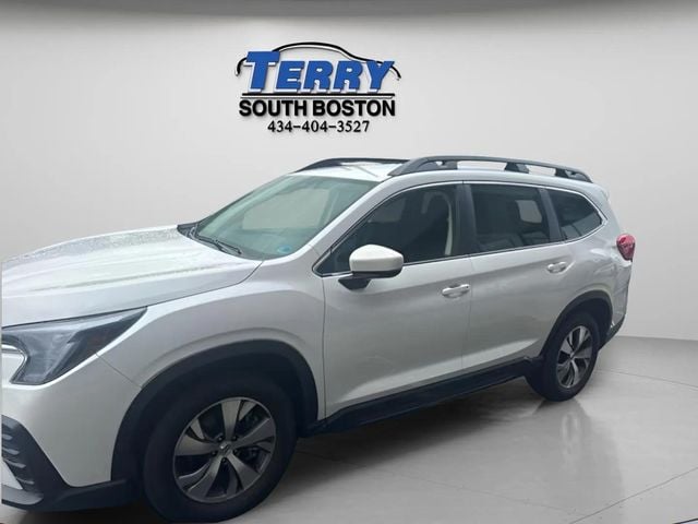 Pre-Owned 2025 Subaru Ascent Premium - photo - 2
