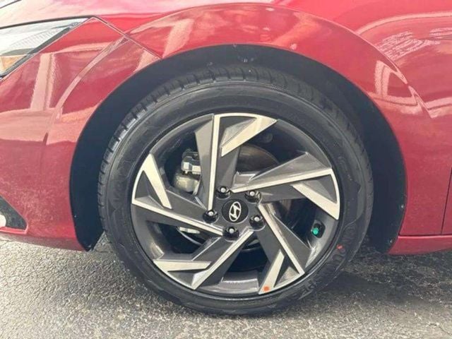 Pre-Owned 2025 Hyundai Elantra SEL Convenience - photo - 9
