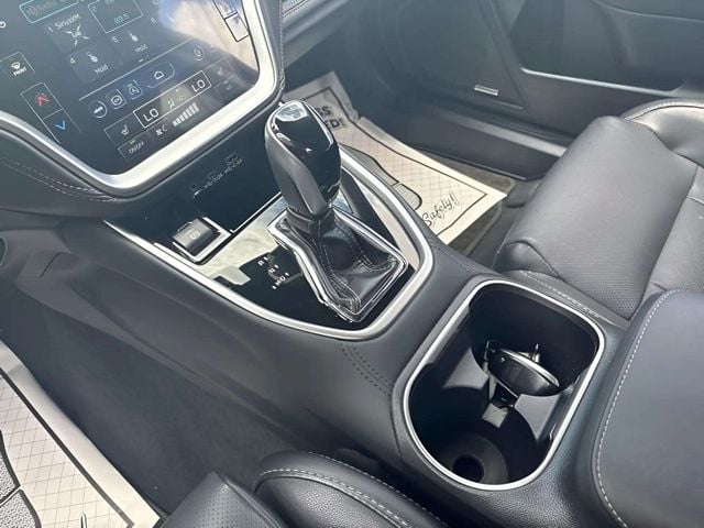 Pre-Owned 2024 Subaru Outback Limited - photo - 16