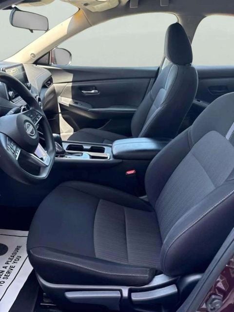 Pre-Owned 2024 Nissan Sentra SV - photo - 6