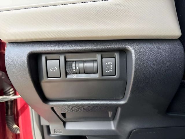 Pre-Owned 2025 Subaru Forester Limited - photo - 22