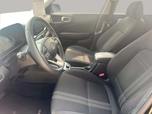Pre-Owned 2023 Hyundai Venue SEL - photo - 7