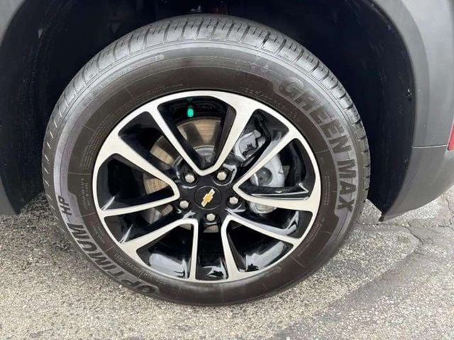 Pre-Owned 2025 Chevrolet TrailBlazer LT - photo - 12