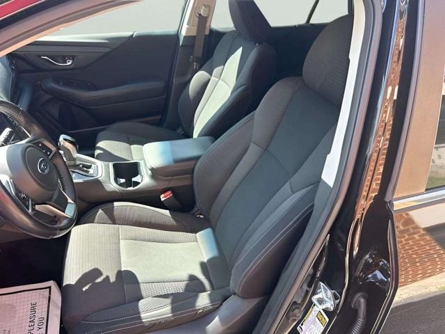 Pre-Owned 2022 Subaru Outback Premium - photo - 5