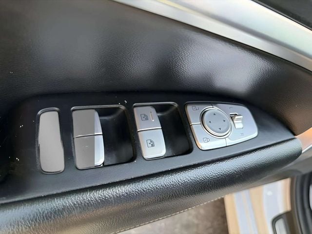 Pre-Owned 2021 Genesis G70 2.0T - photo - 14