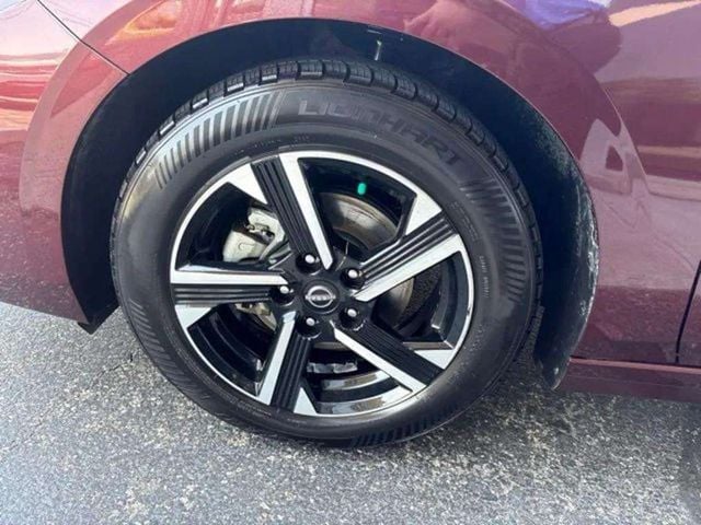 Pre-Owned 2024 Nissan Sentra SV - photo - 11