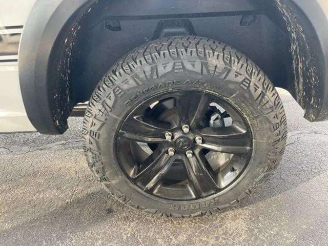 Pre-Owned 2024 Ram 1500 Classic Warlock - photo - 20