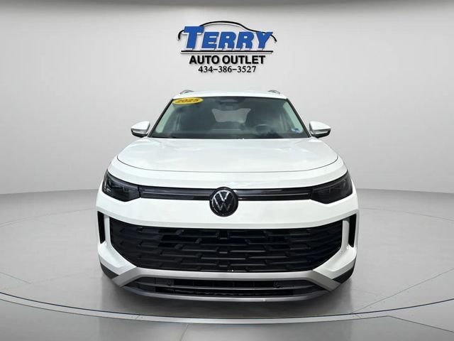 Pre-Owned 2025 Volkswagen Tiguan 2.0T S - photo - 1