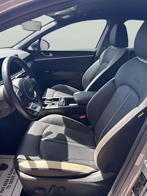 Pre-Owned 2025 Kia K5 GT-Line - photo - 8