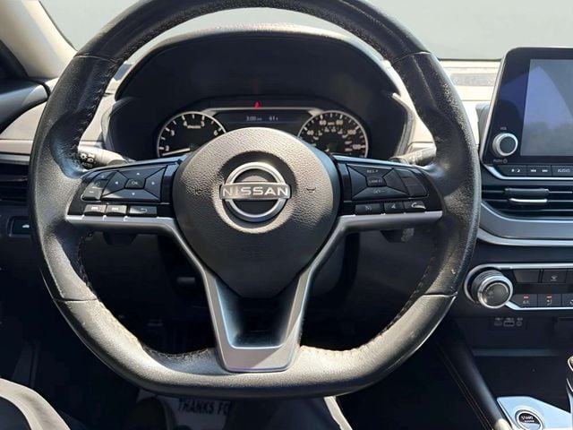 Pre-Owned 2024 Nissan Altima 2.5 SR - photo - 10