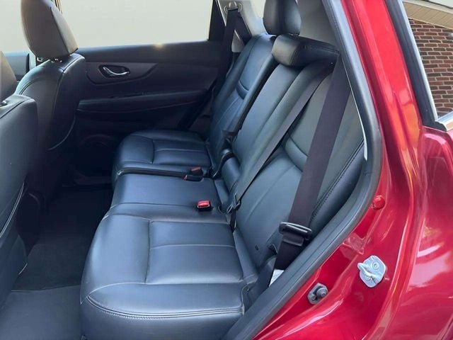 Pre-Owned 2016 Nissan Rogue S - photo - 6