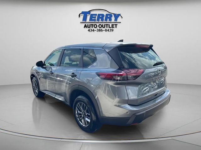 Pre-Owned 2024 Nissan Rogue S - photo - 4