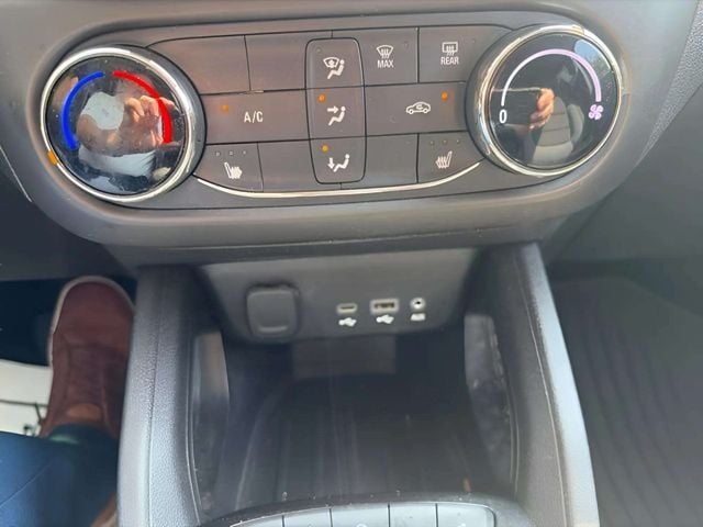 Pre-Owned 2022 Chevrolet TrailBlazer LT - photo - 14