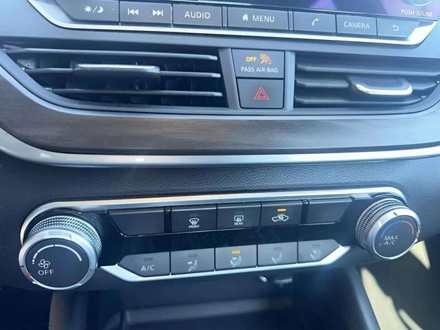 Pre-Owned 2023 Nissan Altima 2.5 SV - photo - 13